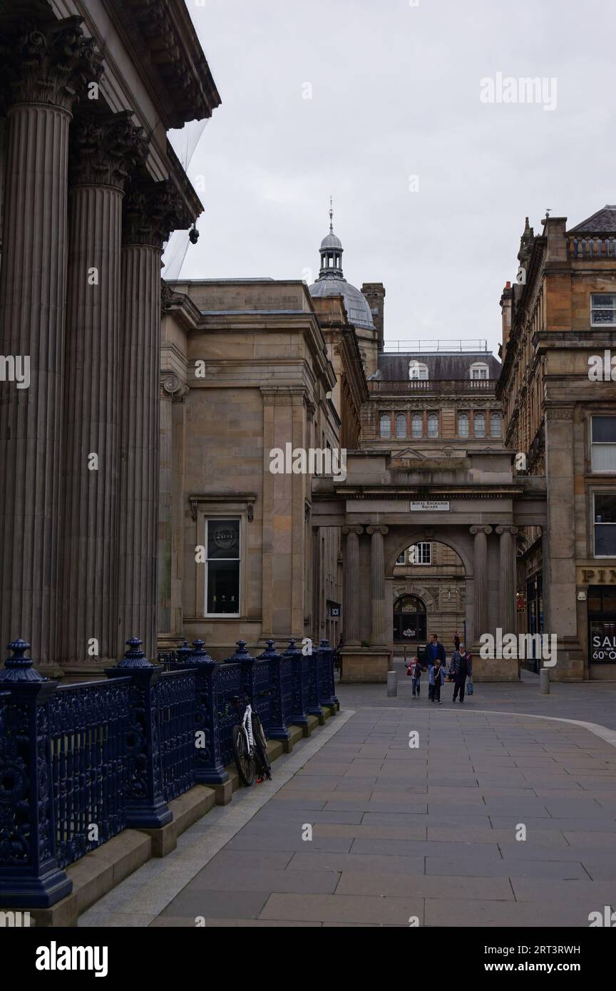 Glasgow, Scotland (UK): Royal Exchange Square, the archway towards Roal Bank Place Stock Photo