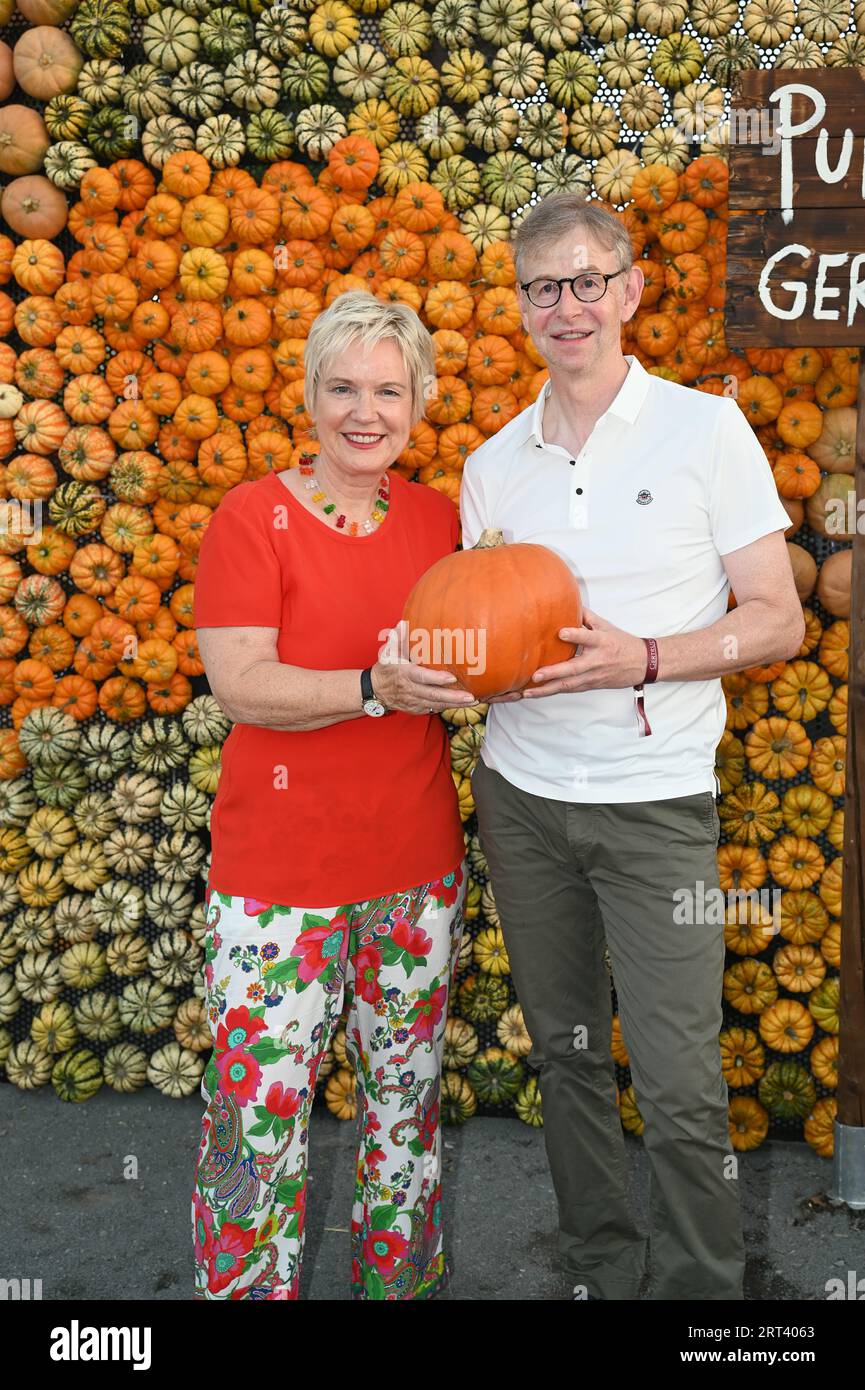 Birgit Friend 09 September 2023, North Rhine-Westphalia, Hürth: Presenter Birgit ...
