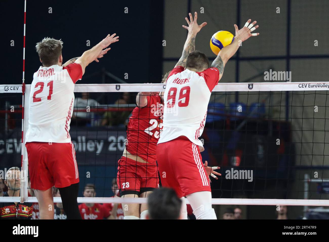 Bari, Italy. 10th Sep, 2023. Poland's Norbert Huber block during Eight ...