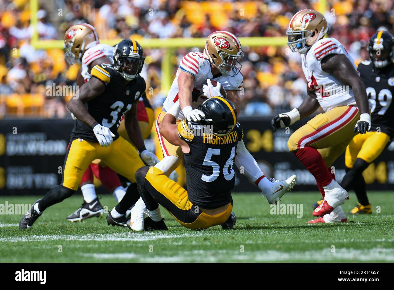 Christian mccaffrey 49ers hi-res stock photography and images - Alamy