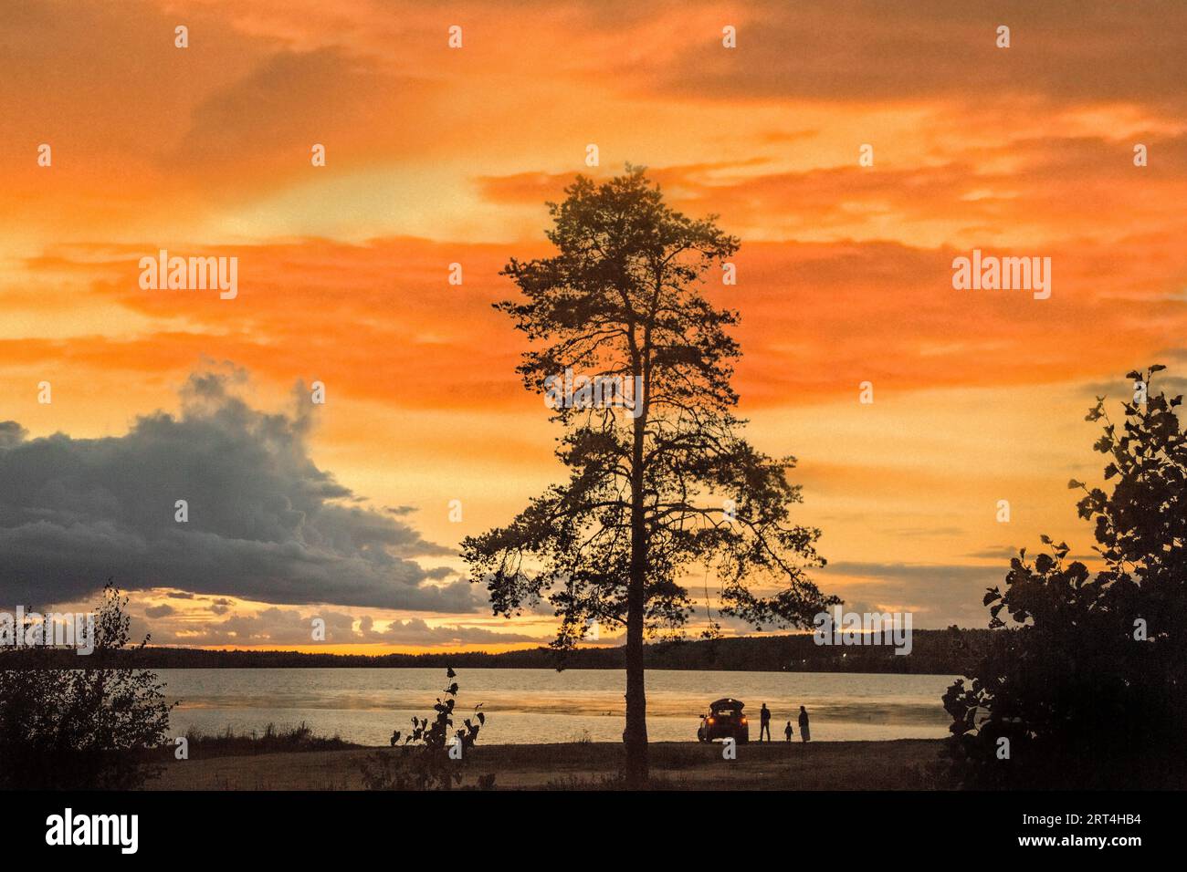 Sunsets and sunrises symbolize a new beginning in our life, and the sky