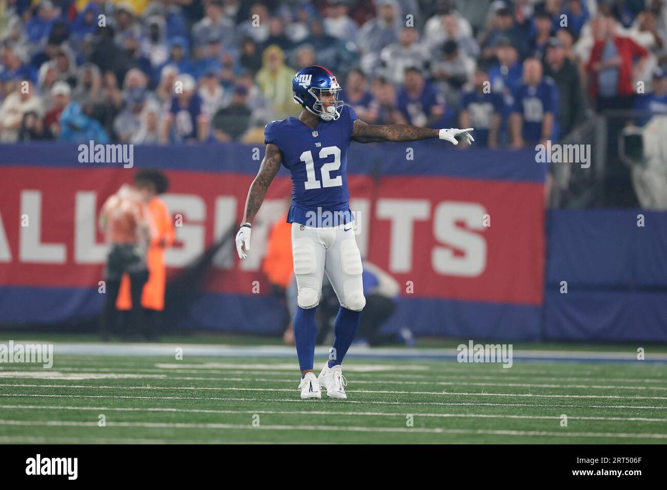 New York Giants' Darren Waller During The First Half Of An NFL Football ...