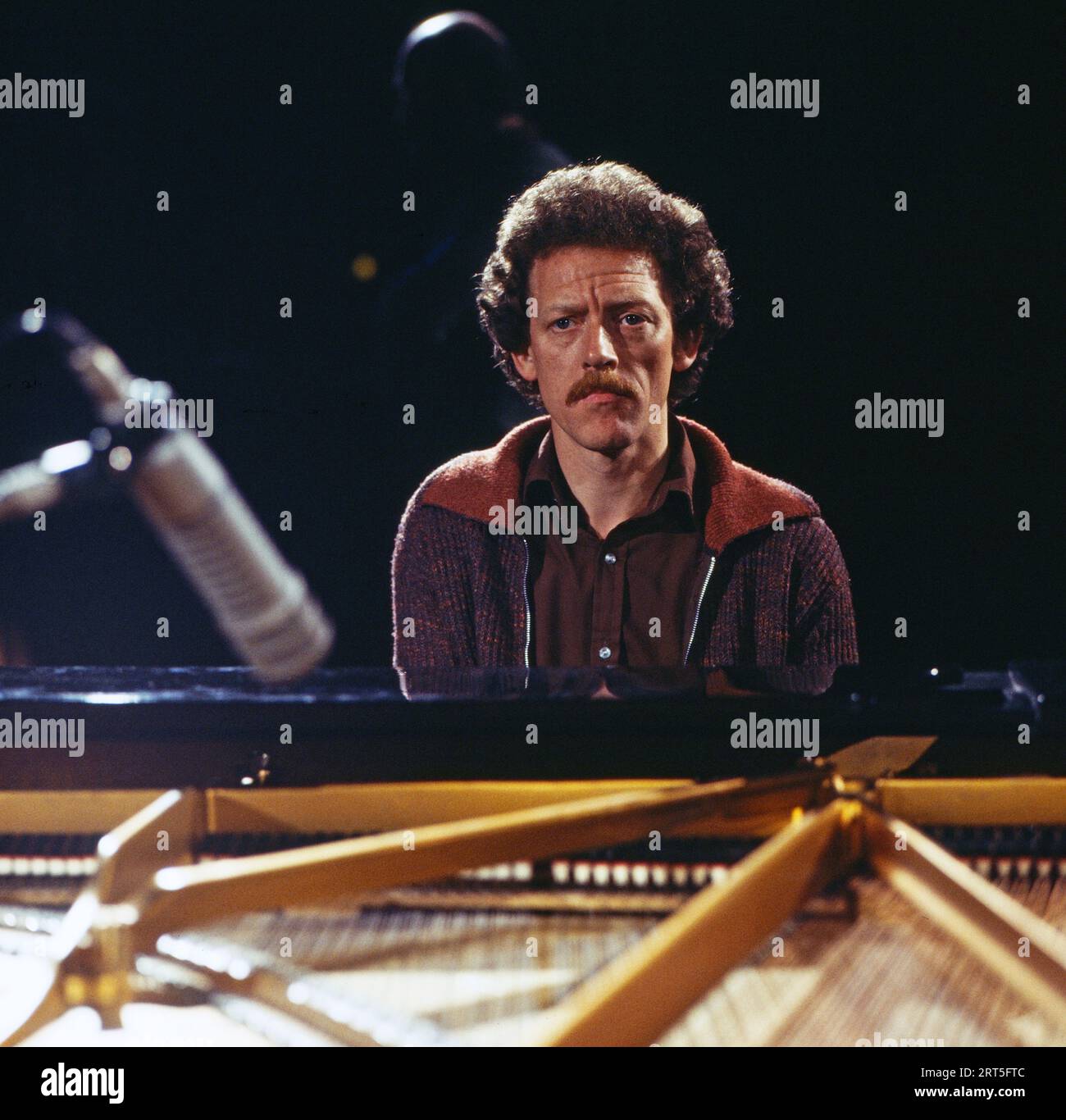 John Taylor, britischer Jazzpianist, bei einem Auftritt, Deutschland um 1977. Stock Photo