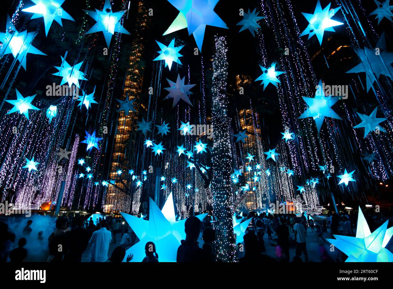 Christmas light show in Ayala Triangle, Makati Stock Photo Alamy