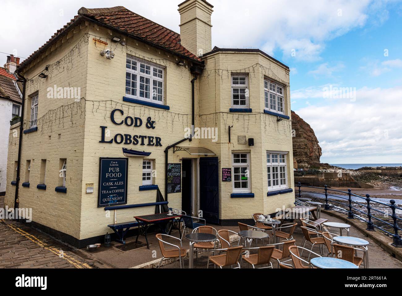 Cod & Lobster pub Staithes, North Yorkshire Village, Yorkshire, UK, England, pub, bar, bars, pubs, restaurant, Staithes UK, Staithes England, Stock Photo