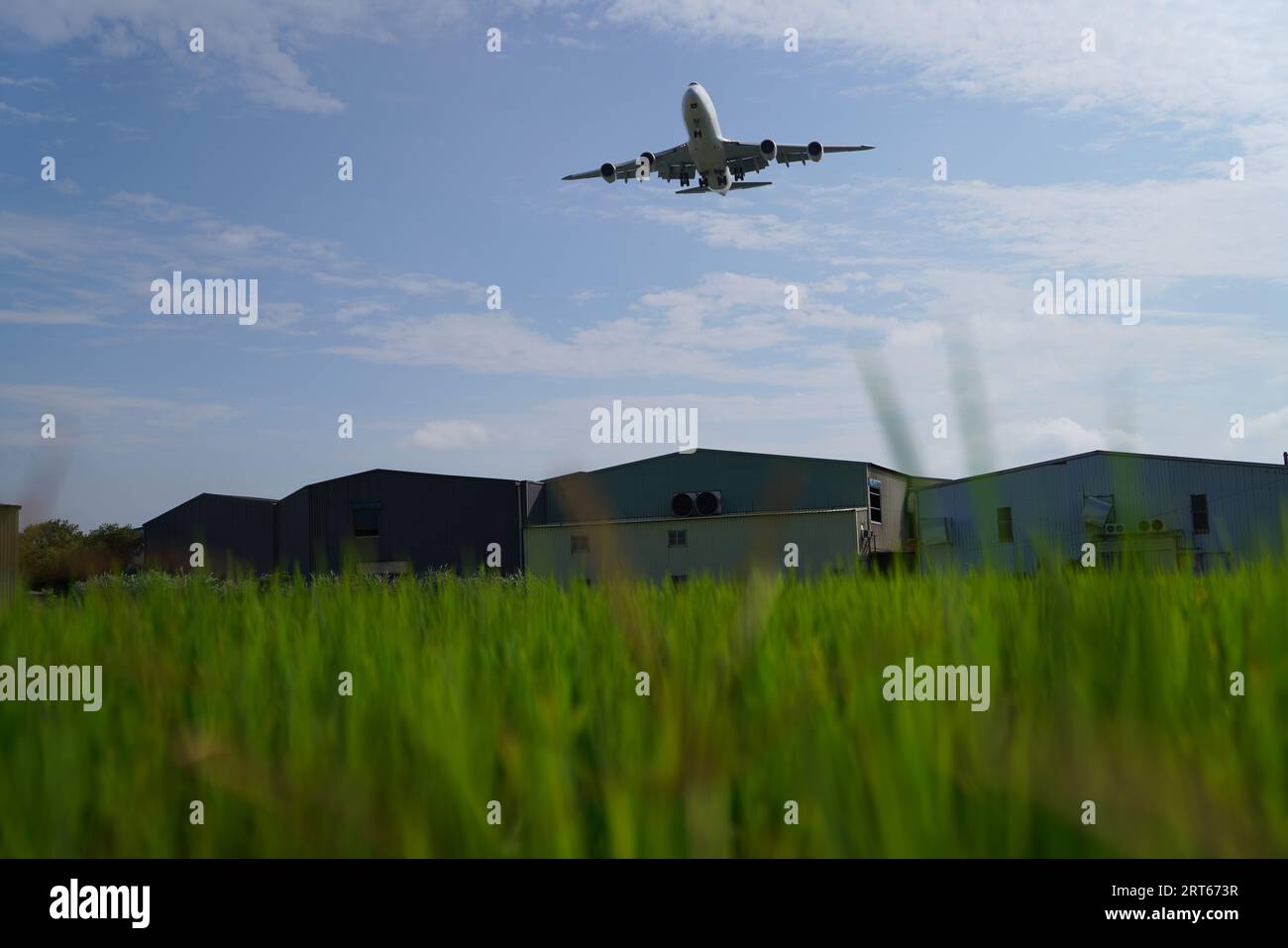 Aerial view of boeing 747 hi-res stock photography and images - Alamy