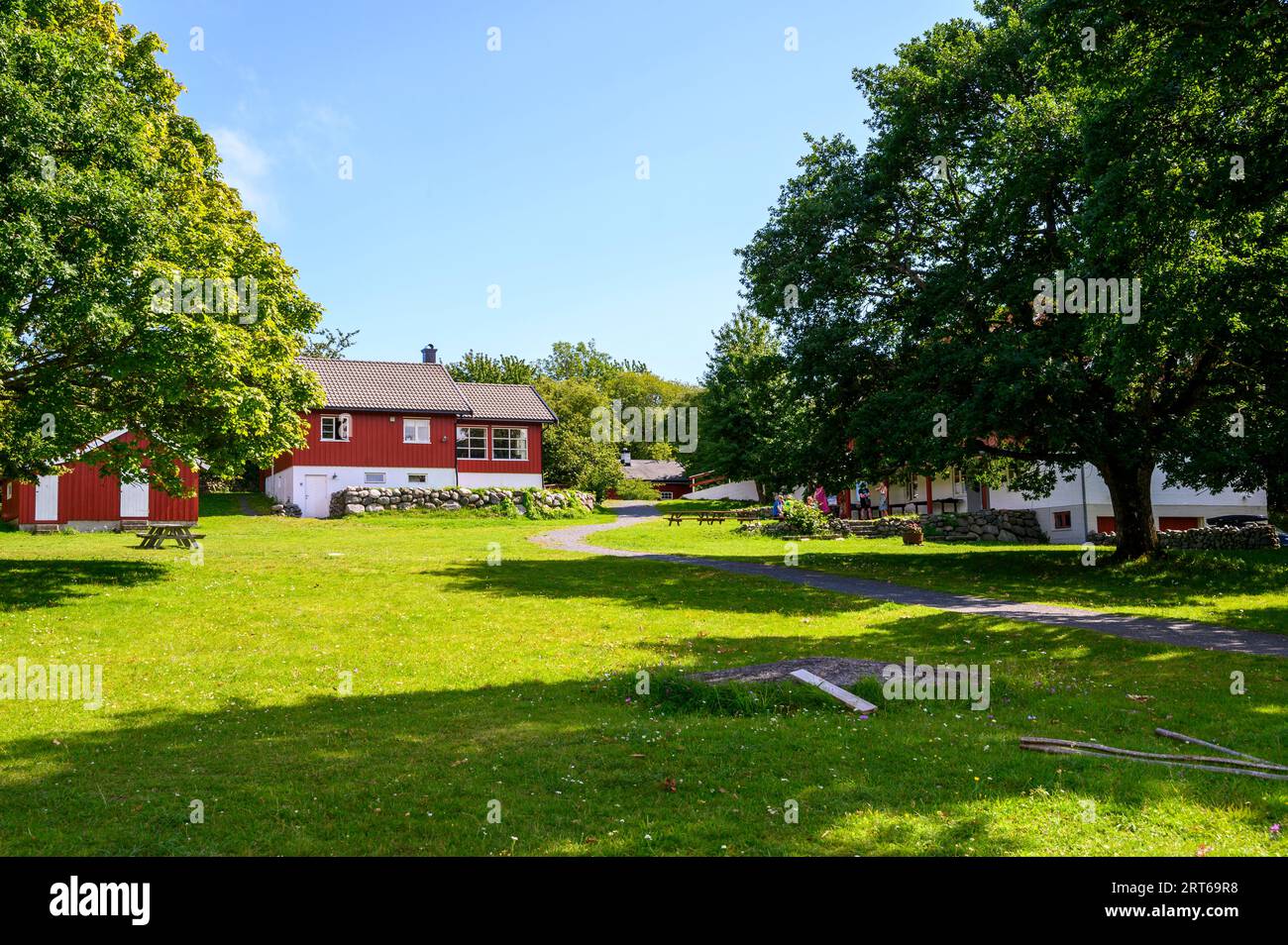 Øitangen on Jomfruland is a group of cabins and services