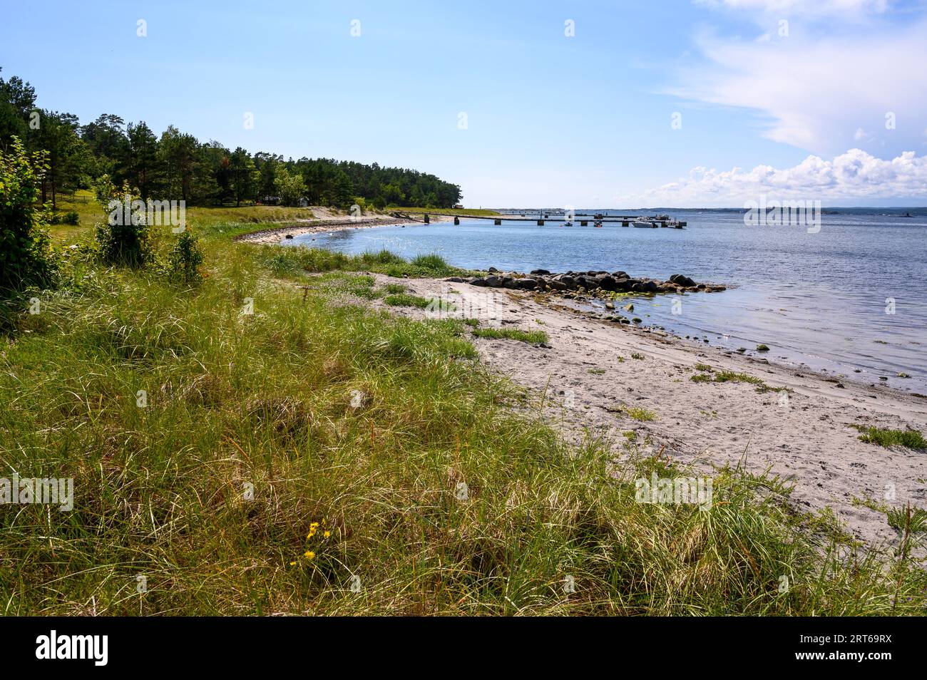 The inside of the long and narrow Jomfruland island in the Kragero archipelago has sandy beaches. Telemark county, Norway. Stock Photo