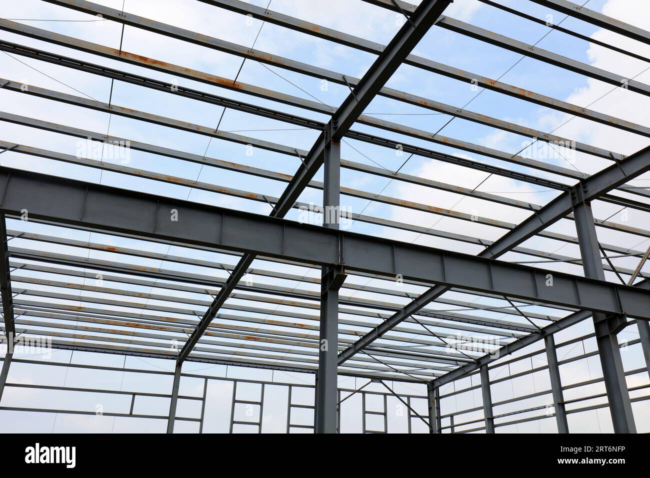 Steel girder truss of factory Stock Photo Alamy