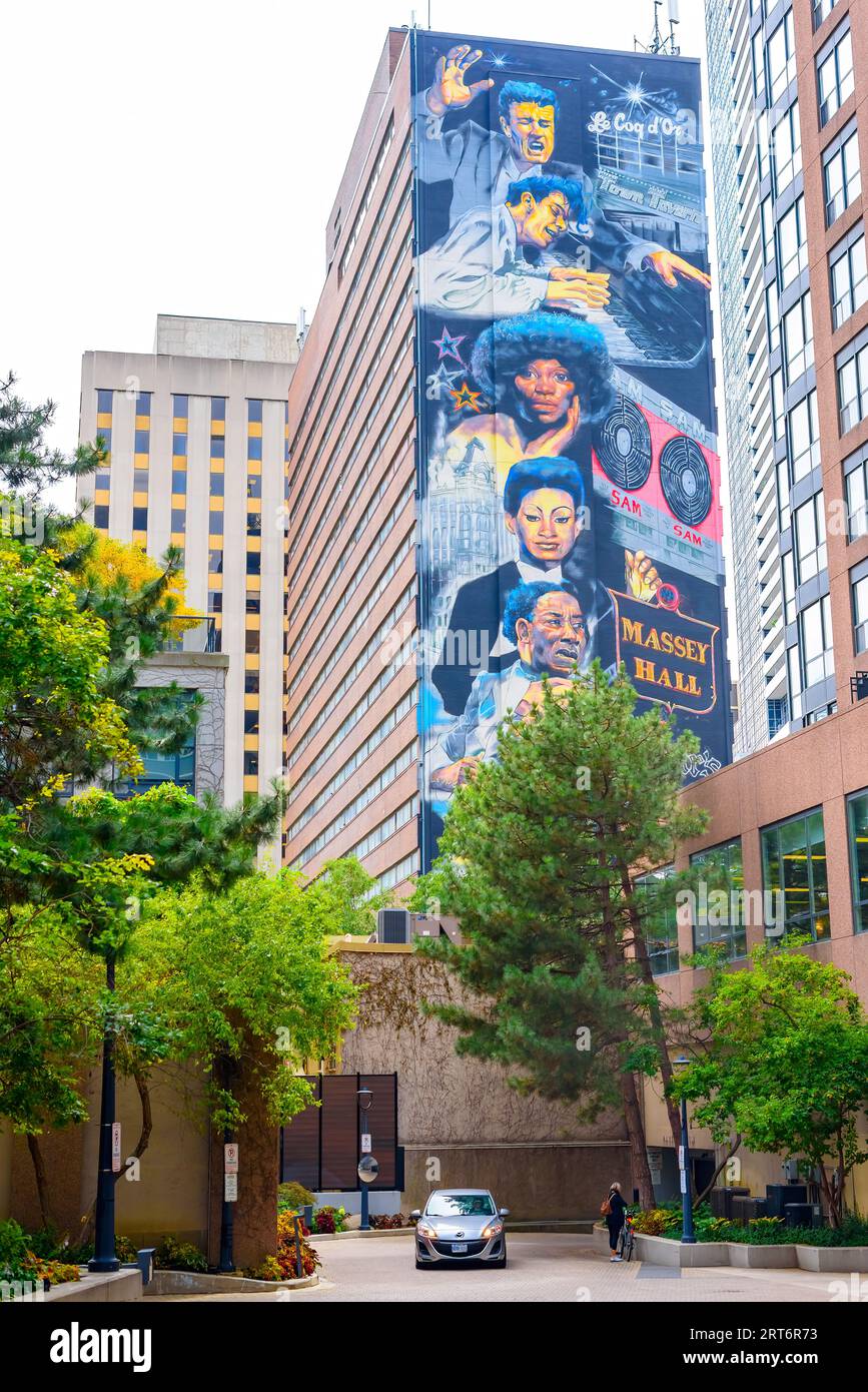 Toronto, Canada, A large art mural in a lateral wall of an apartment building in the downtown