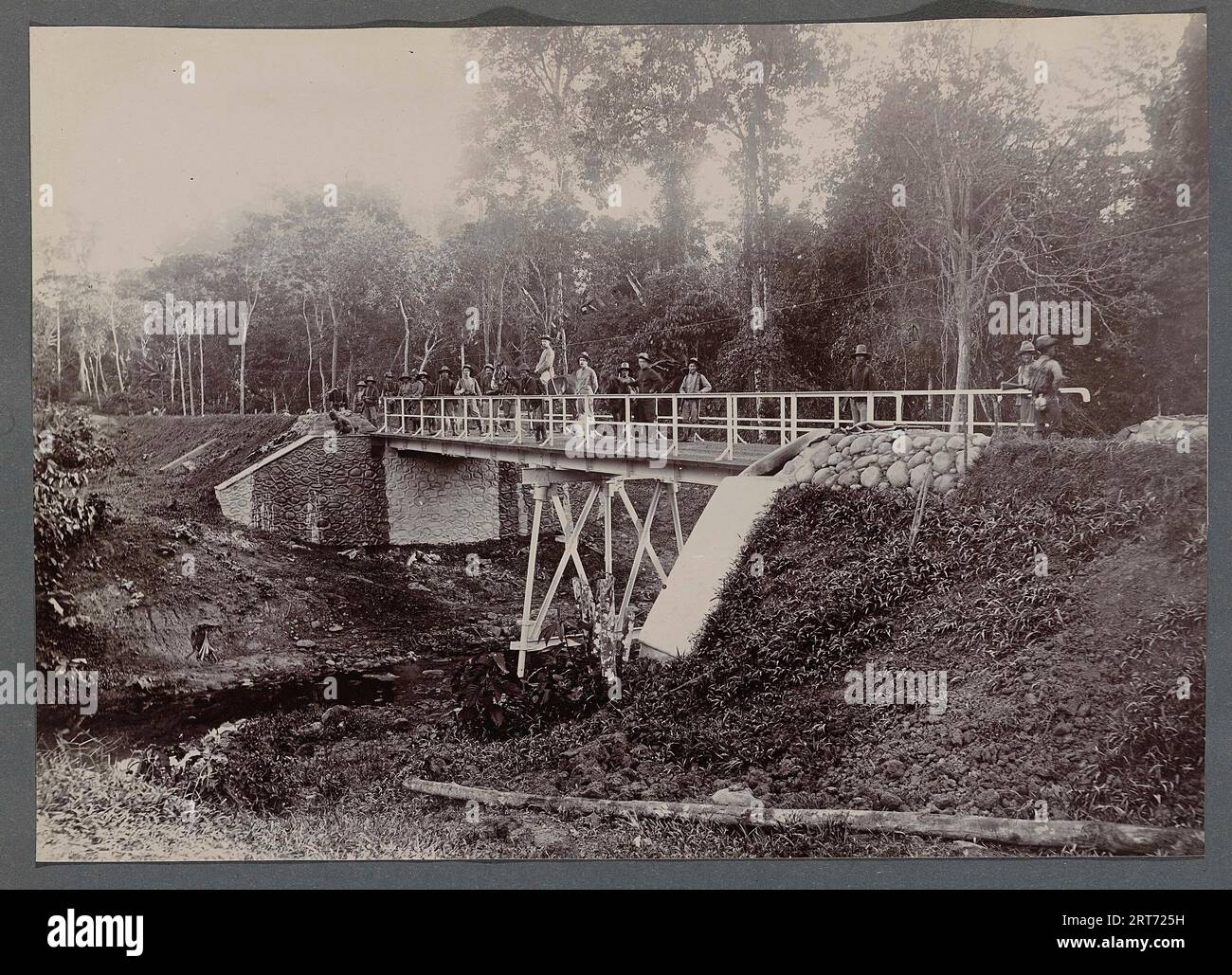 Colonial Dutch Empire in Indonesia, 1900,  Bridge over the river Alue Teungoh, anonymous, 1903 - 1913 Stock Photo