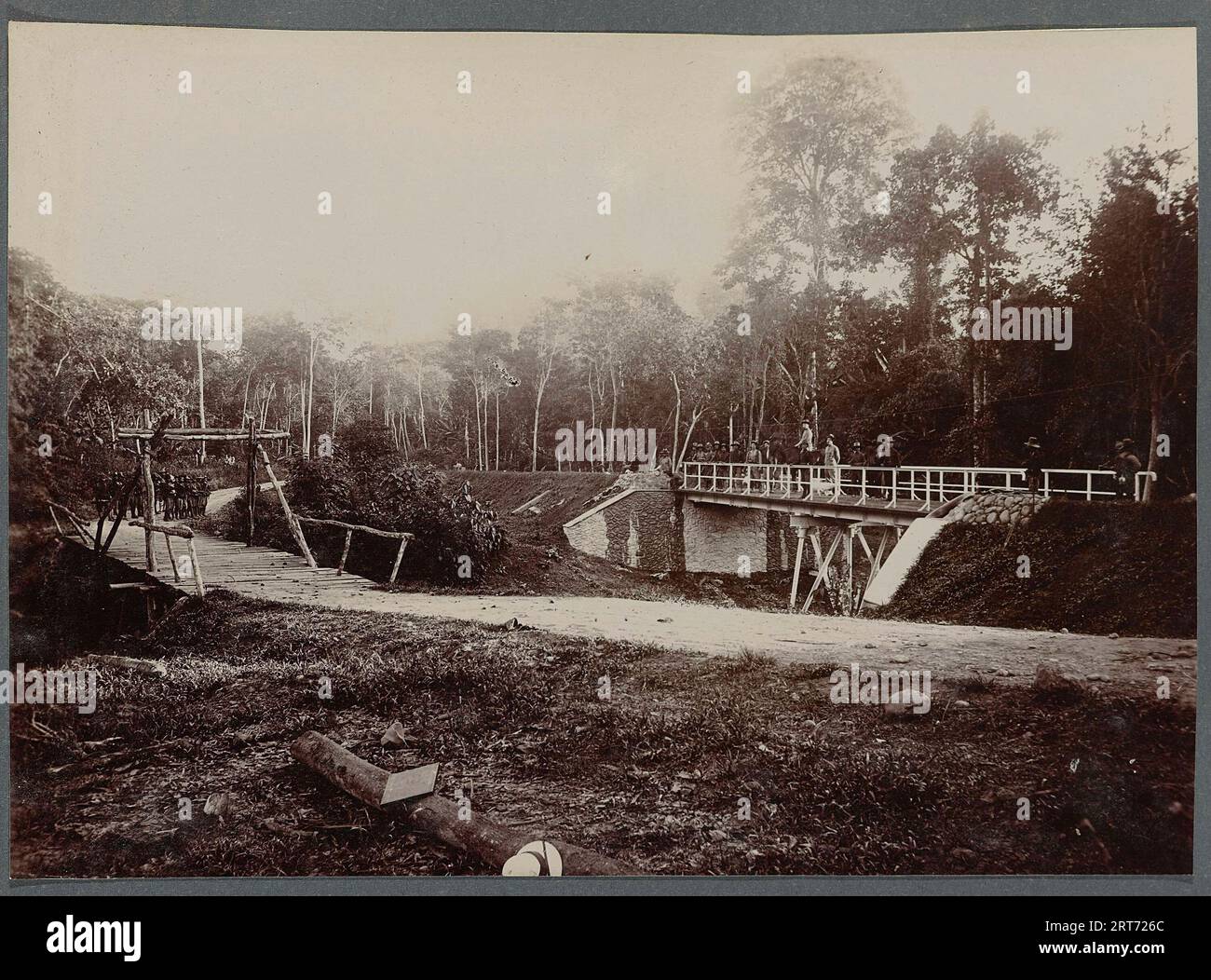 Colonial Dutch Empire in Indonesia, 1900, Bridge over the river Alue Teungoh, anonymous, 1903 - 1913 Stock Photo