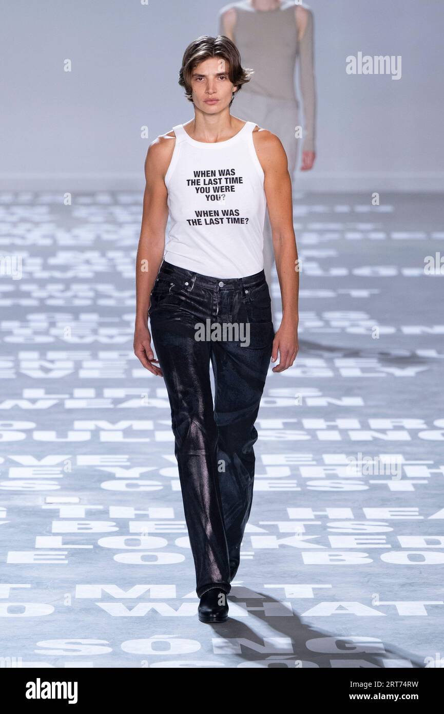 Calvin Klein Collection News, Collections, Fashion Shows, Fashion