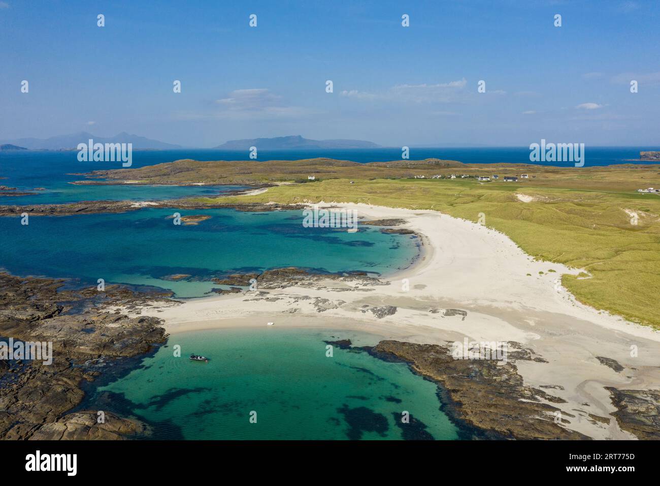 The white sandy beaches and turquoise waters of Sanna Bay, Ardnamurchan Peninsula, Scotland, UK Stock Photo