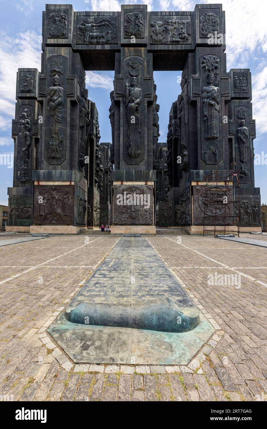 The Chronicle of is a monument visible from afar on Mount