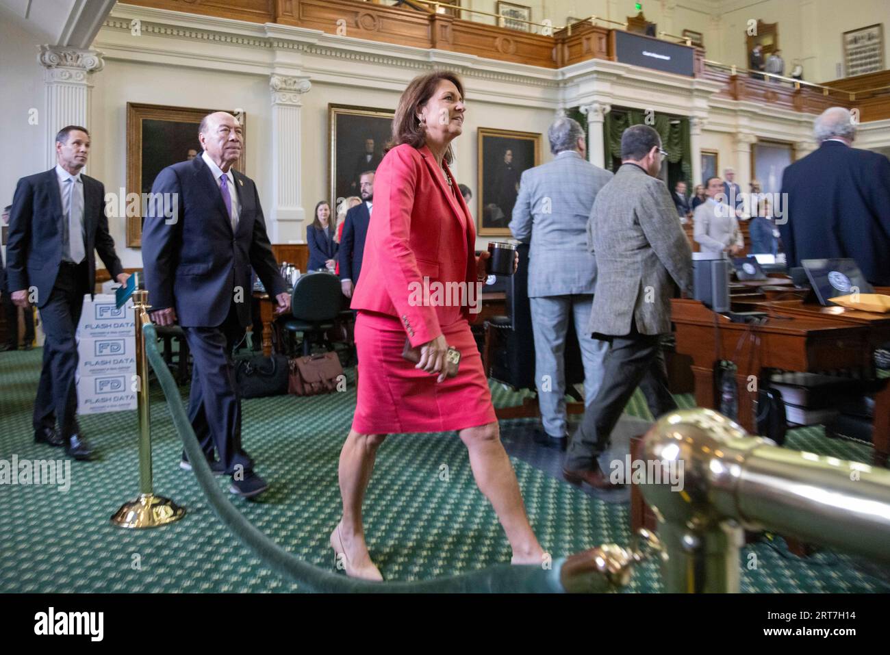 From left, Texas Senators Nathan Johnson, DDallas, Juan "Chuy