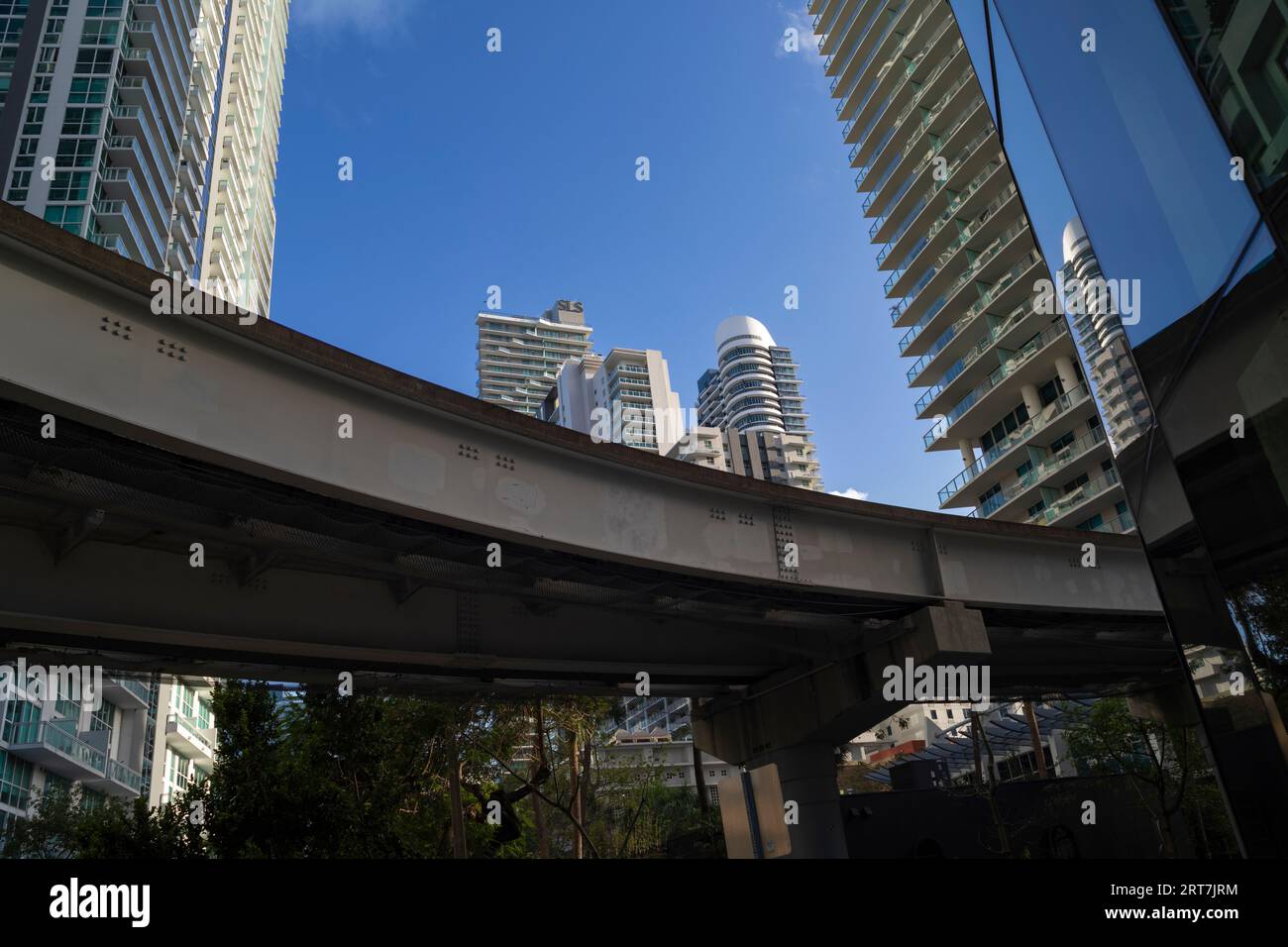 Skyscrapers construction brickell miami hi-res stock photography and ...