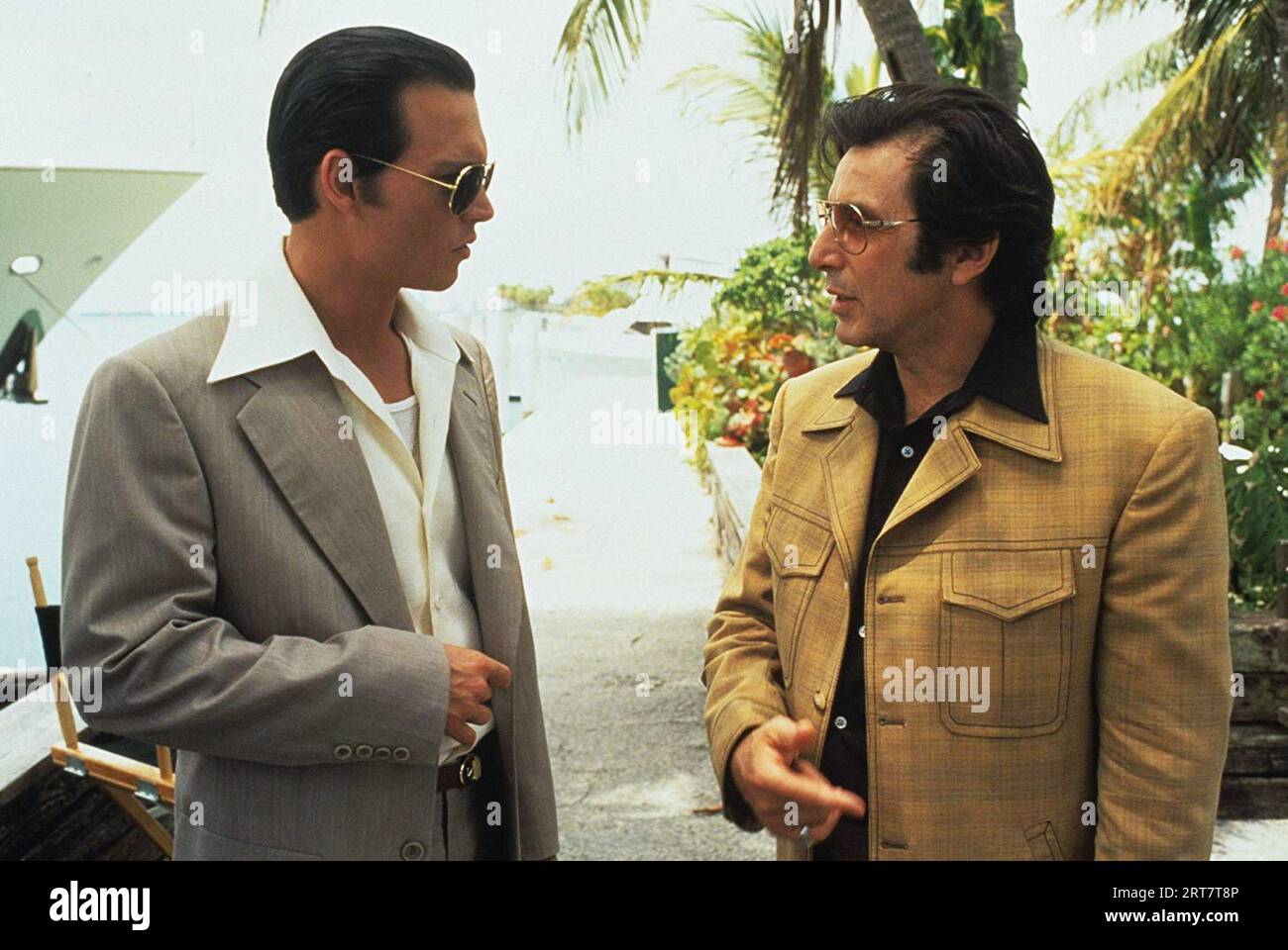 Johnny Depp, Al Pacino, 'Donnie Brasco' (1997). Photo credit: Tri Star (File Reference # 34580-150THA) Stock Photo