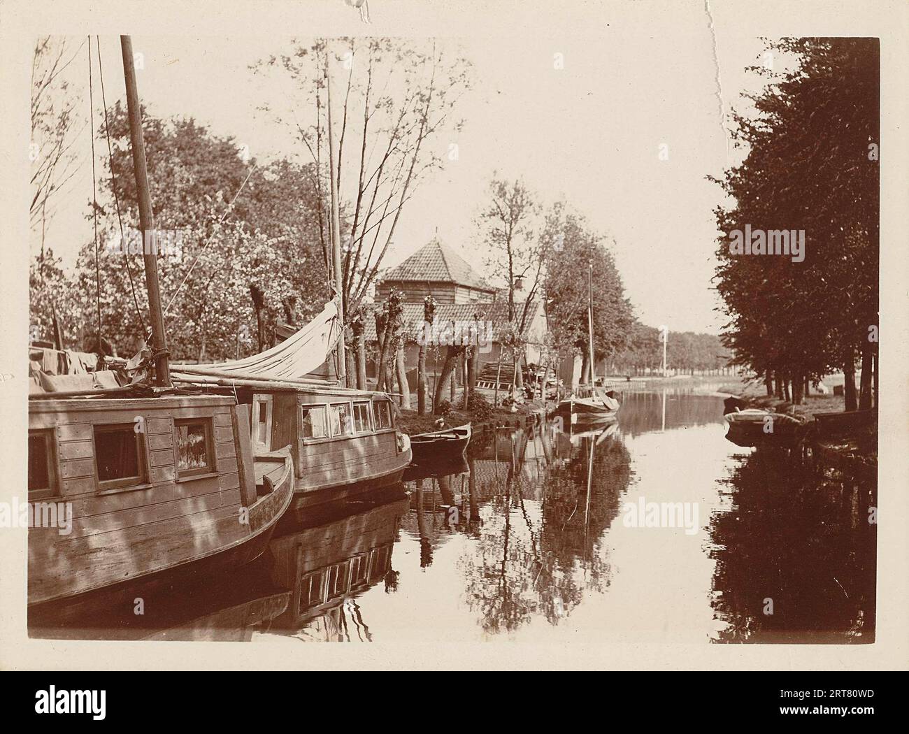 Ships in a ditch, possibly in the area of Broek in Waterland, village in the province of North Holland, Stock Photo