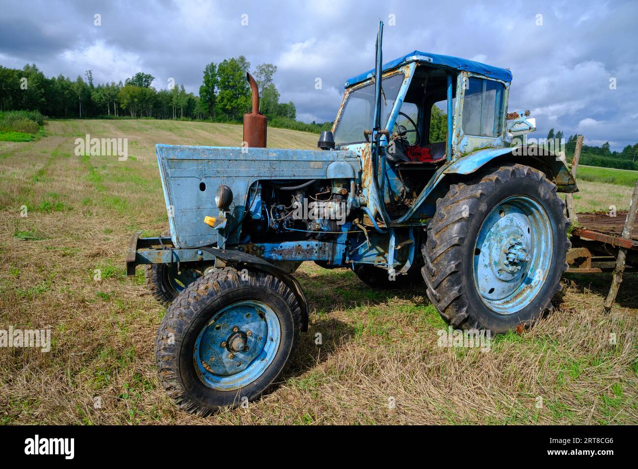 Russian Starting A Diesel Tractor