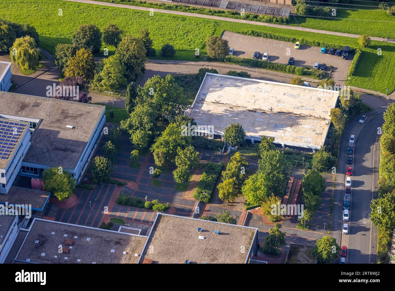 Aerial view, hall at Fritz-Steinhoff comprehensive school, Boele, Hagen, Ruhr area, North Rhine-Westphalia, Germany, Education, Educational institutio Stock Photo