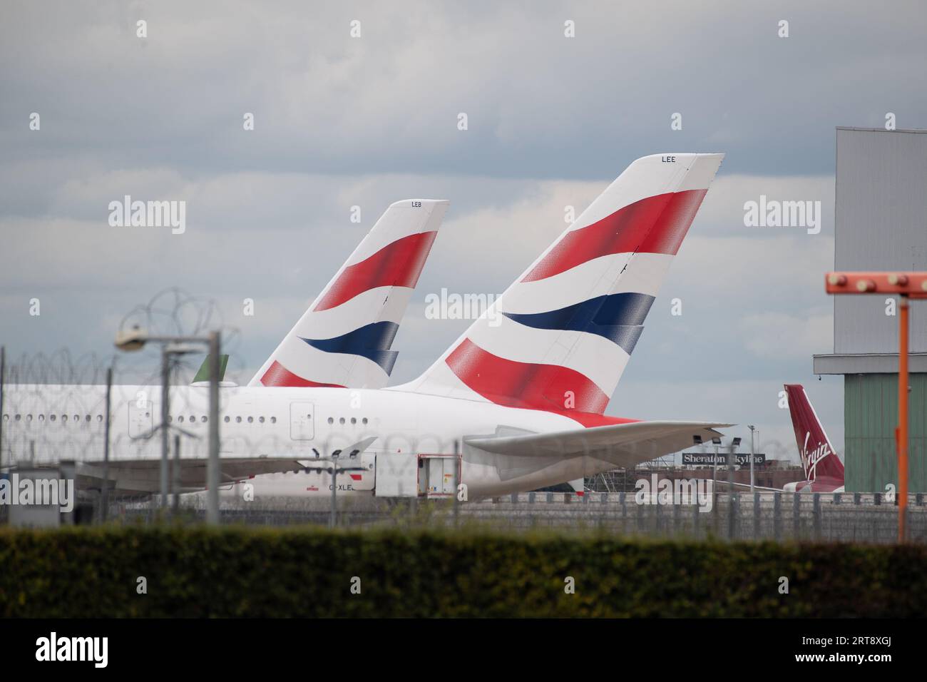 Feltham, UK. 11th September, 2023. London Heathrow Airport (LHR). Heathrow now falls within the Ultra Low Emission Zone (ULEZ) meaning passengers travelling to London Heathrow who not have a ULEZ compliant vehicle, will have to pay £12.50. Credit: Alamy Live News/DLeLifeZ Stock Photo
