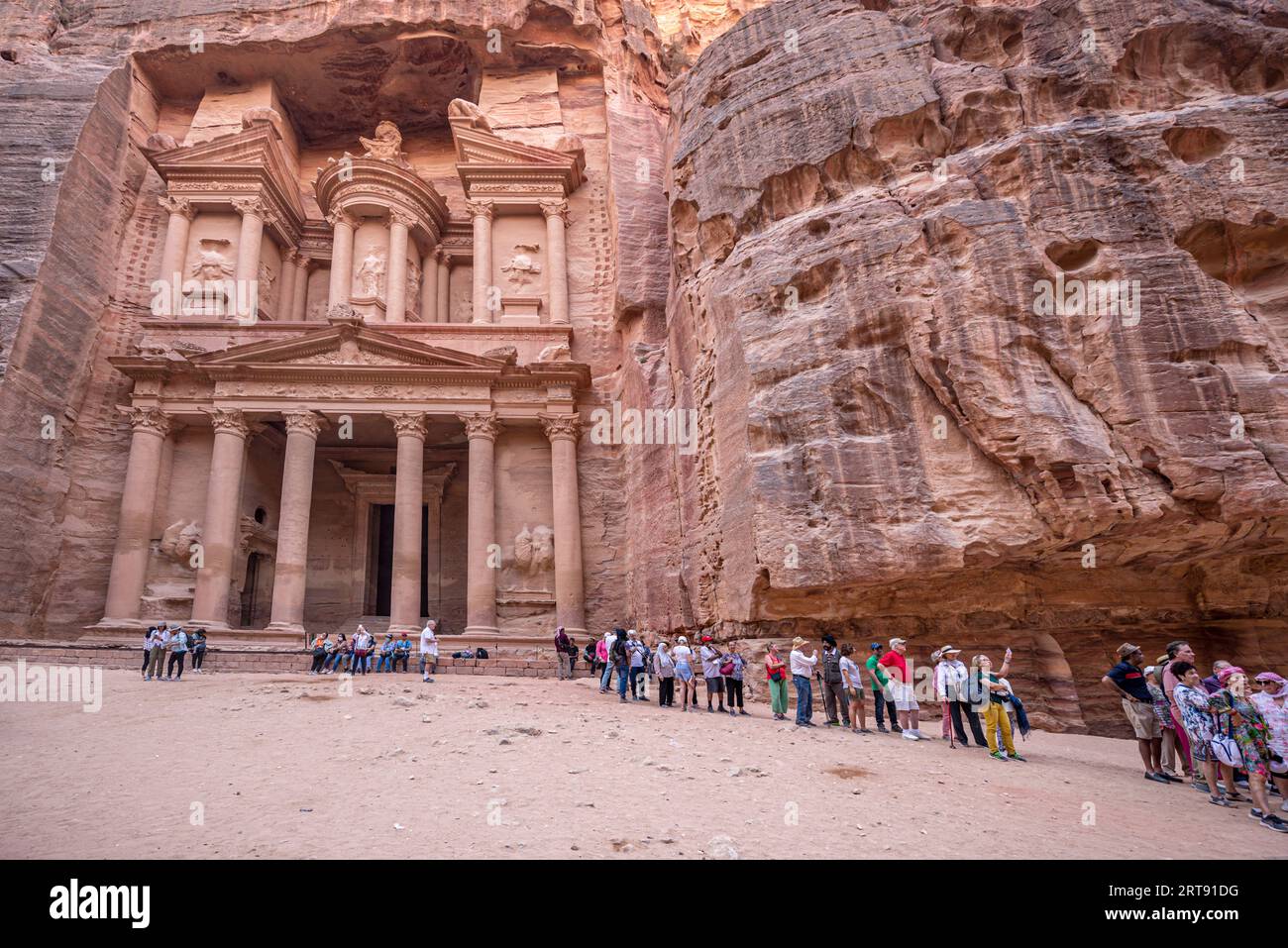 Back of petra hi-res stock photography and images - Alamy