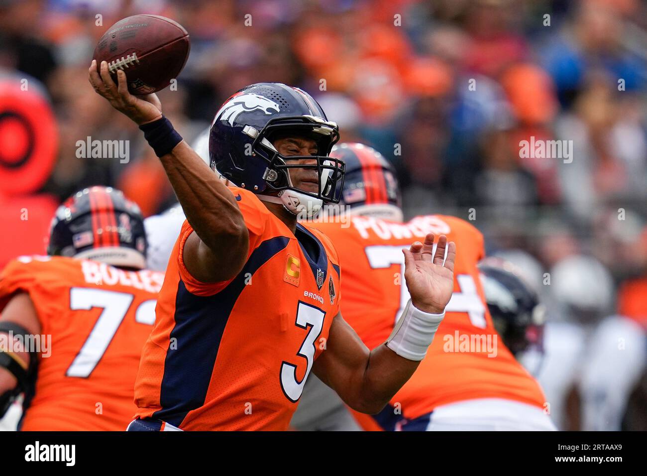 Denver Broncos quarterback Russell Wilson (3) passes against the Las ...