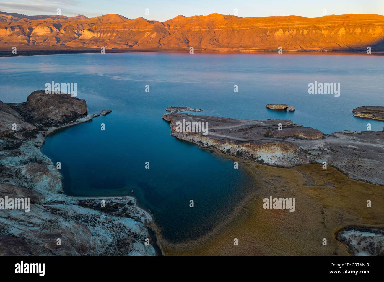 Patagonia plateau hi-res stock photography and images - Alamy