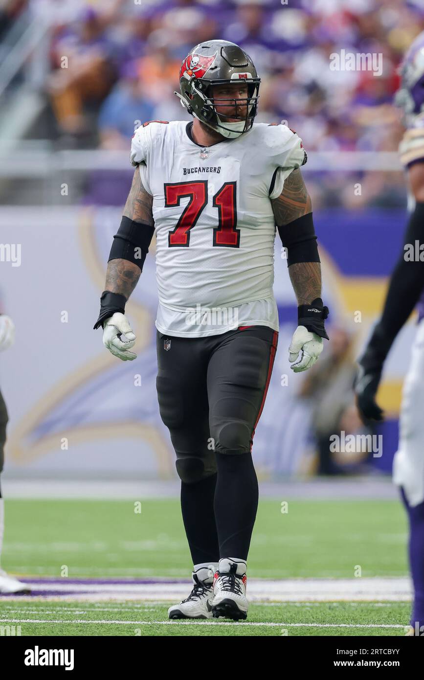 Nov 14, 2021; Landover, MD USA; Tampa Bay Buccaneers offensive tackle  Tristan Wirfs (78) blocks for quarterback Tom Brady (12) during an NFL game  at Stock Photo - Alamy