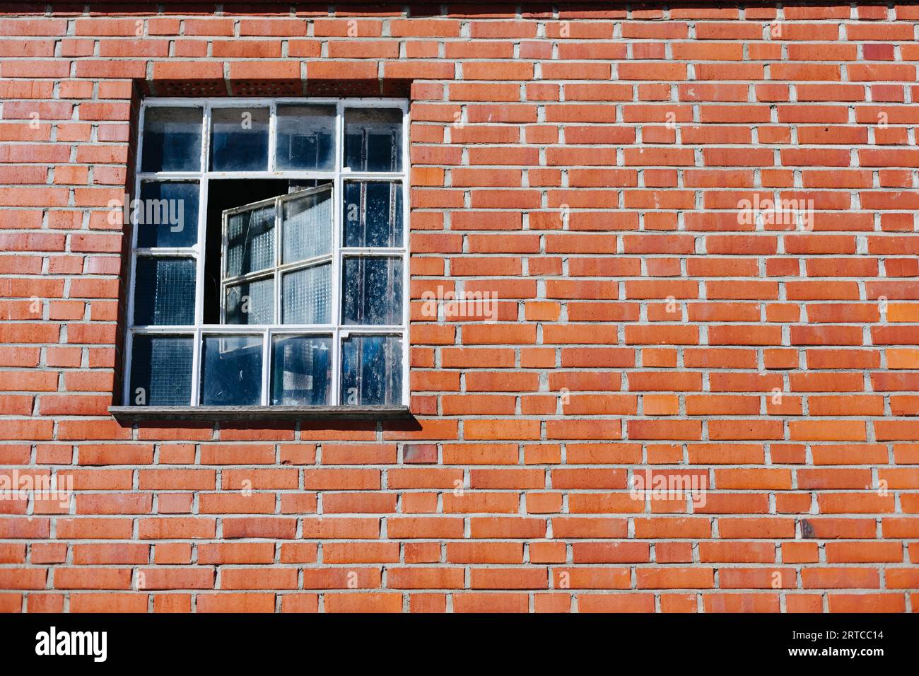 Closeup shot square windows hi-res stock photography and images - Alamy