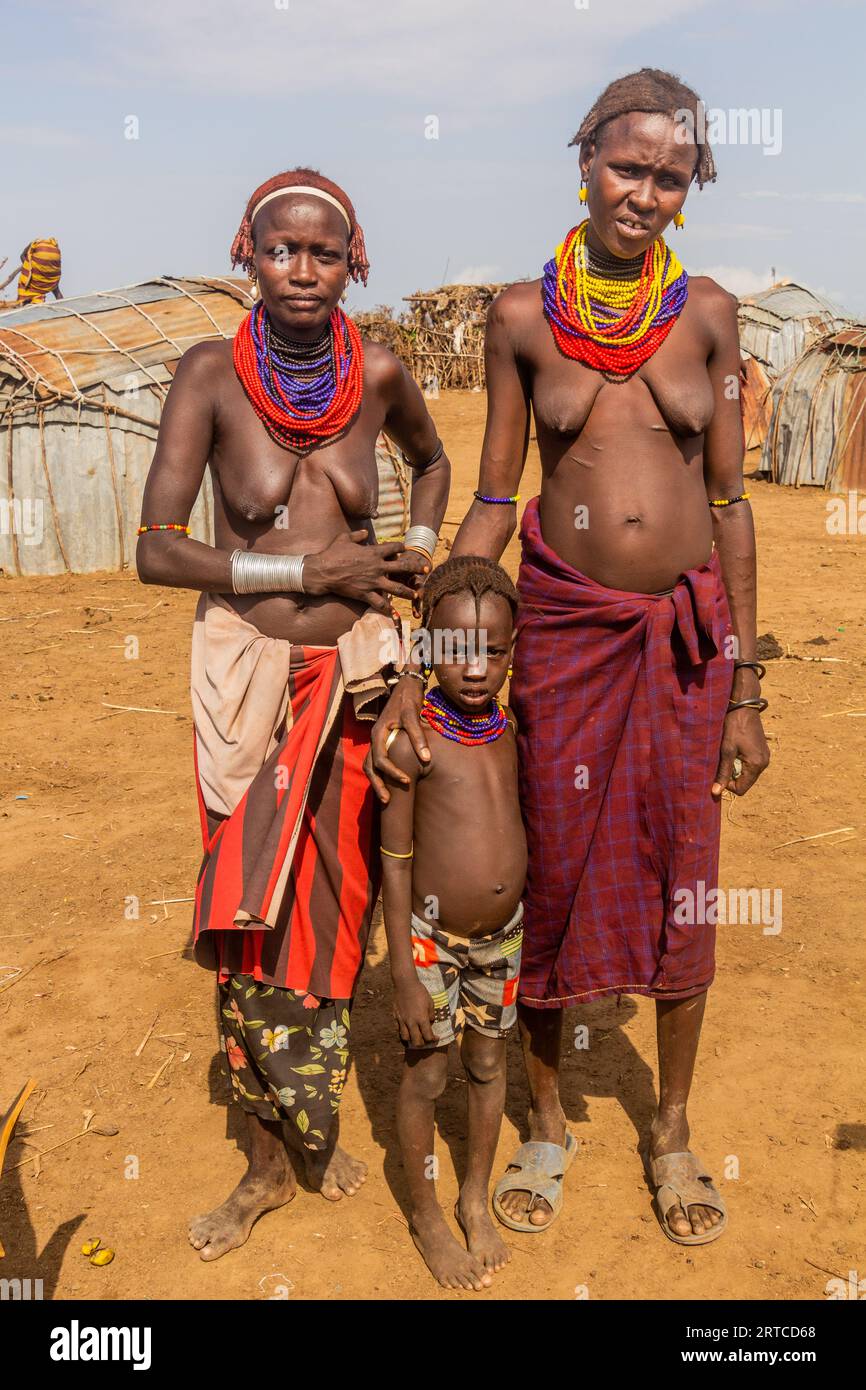 OMORATE, ETHIOPIA - FEBRUARY 5, 2020: Daasanach tribal women in their village near Omorate, Ethiopia Stock Photo