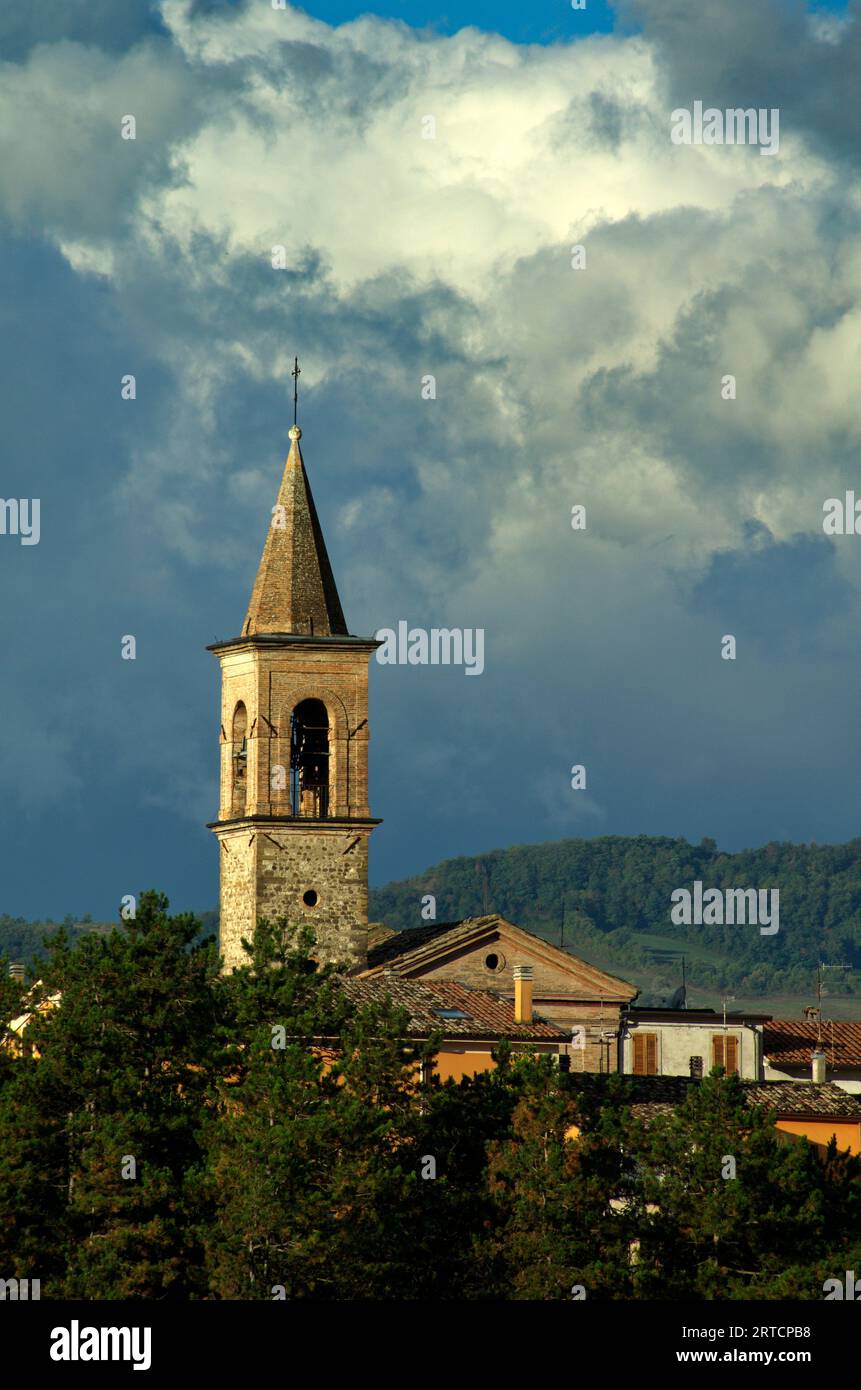 il campanile della chiesa di Mercatale Stock Photo