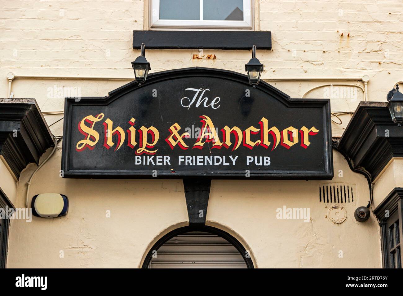 The Ship & Anchor.Cable Street, Southport Stock Photo - Alamy
