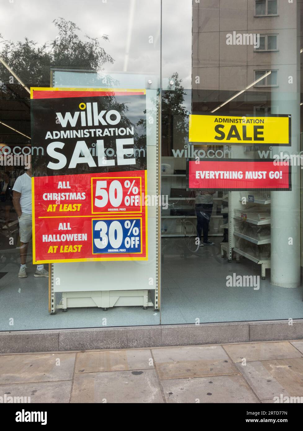 London, England, UK. 12 September 2023.  Wilko administration sale and closing down shop window display. Fulham, west London, England, U.K. Stock Photo