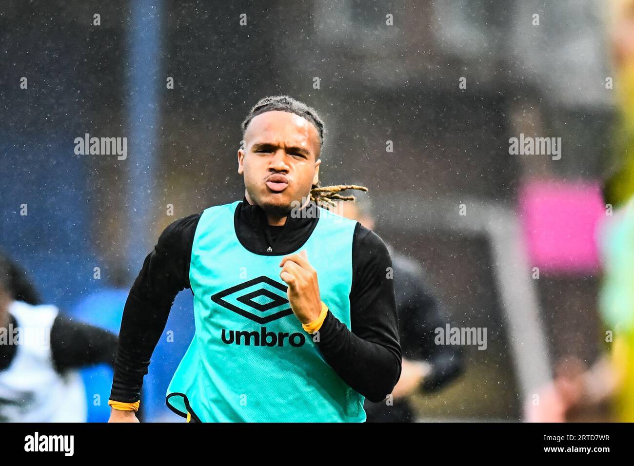 John Kymani Gordon (27 Cambridge United) warm-up during the EFL Trophy match between Peterborough and Cambridge United at London Road, Peterborough on Tuesday 12th September 2023. (Photo: Kevin Hodgson | MI News) Credit: MI News & Sport /Alamy Live News Stock Photo