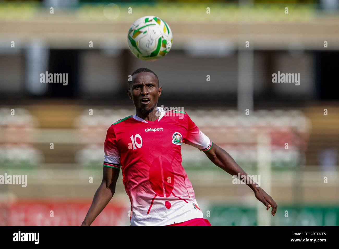 Director football hi-res stock photography and images - Alamy