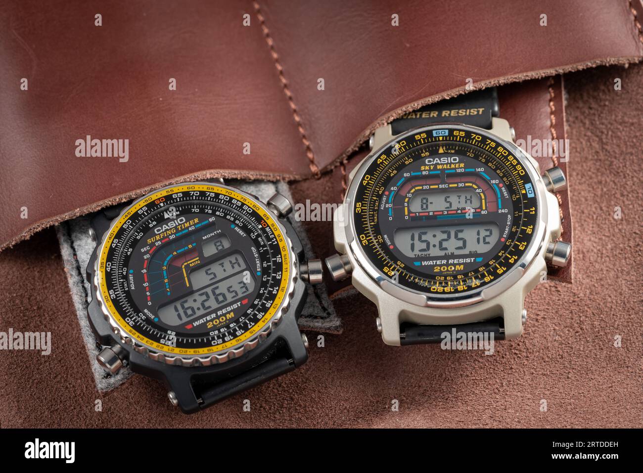 Casio DW-402 Surfing Timer Stock Photo - Alamy