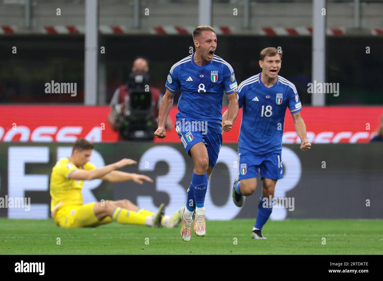 milan-italy-12th-sep-2023-davide-frattesi-of-italy-celebrates-with