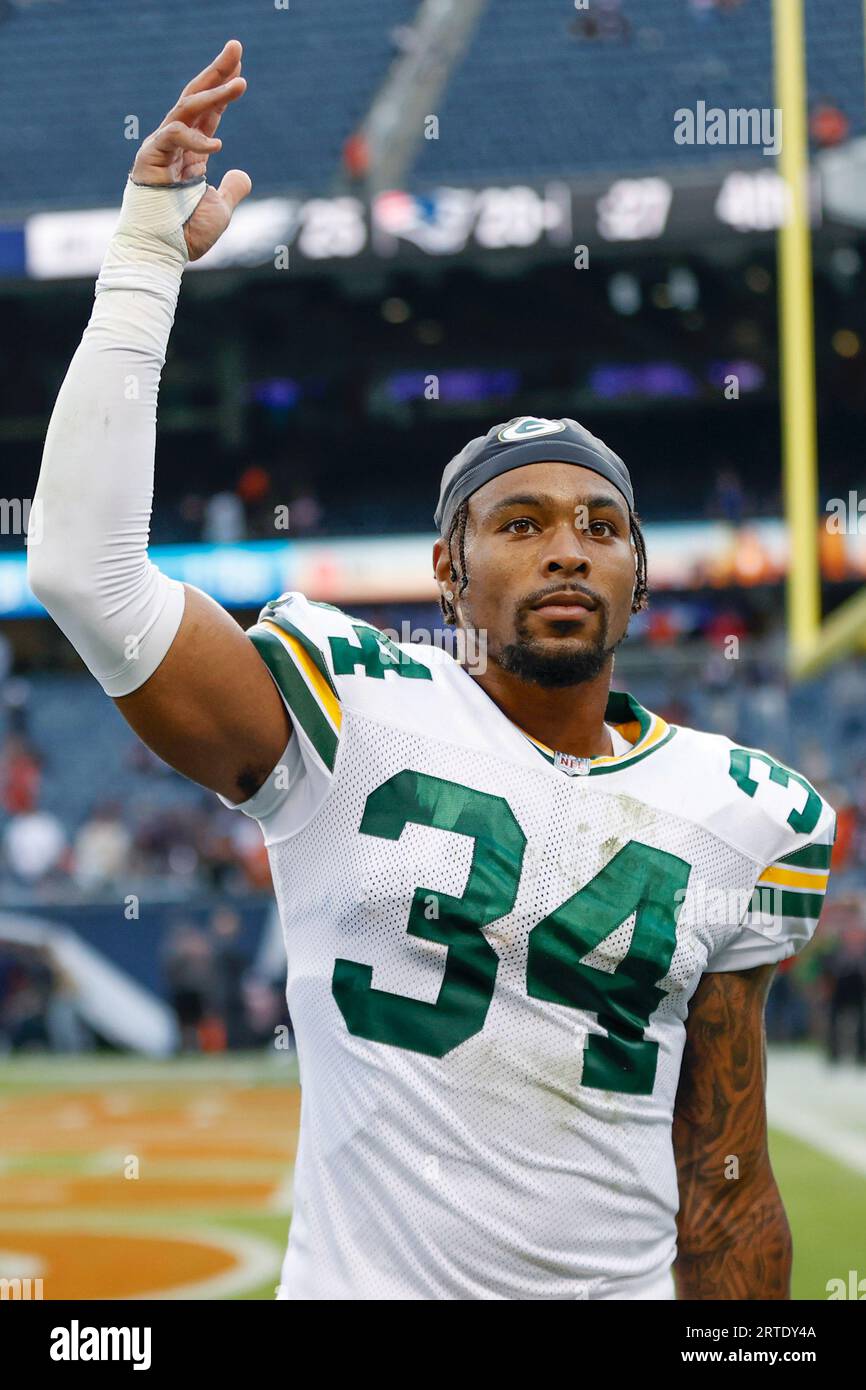 Green Bay Packers safety Jonathan Owens (34) walks off the field after an  NFL football game against the Chicago Bears, Sunday, Sept. 10, 2023, in  Chicago. (AP Photo/Kamil Krzaczynski Stock Photo - Alamy