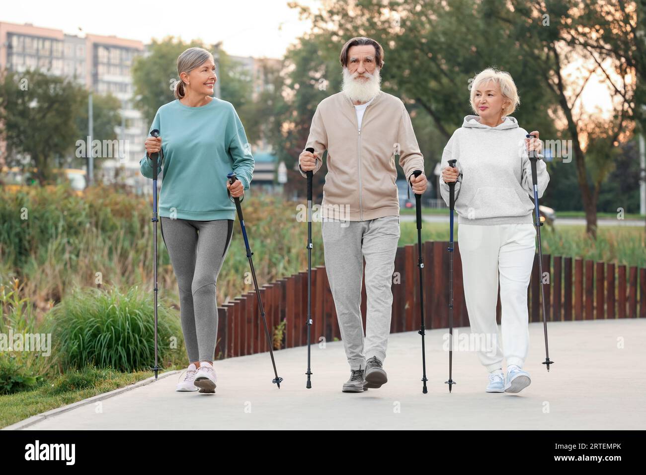 Fit female group walking outdoors hi-res stock photography and images ...