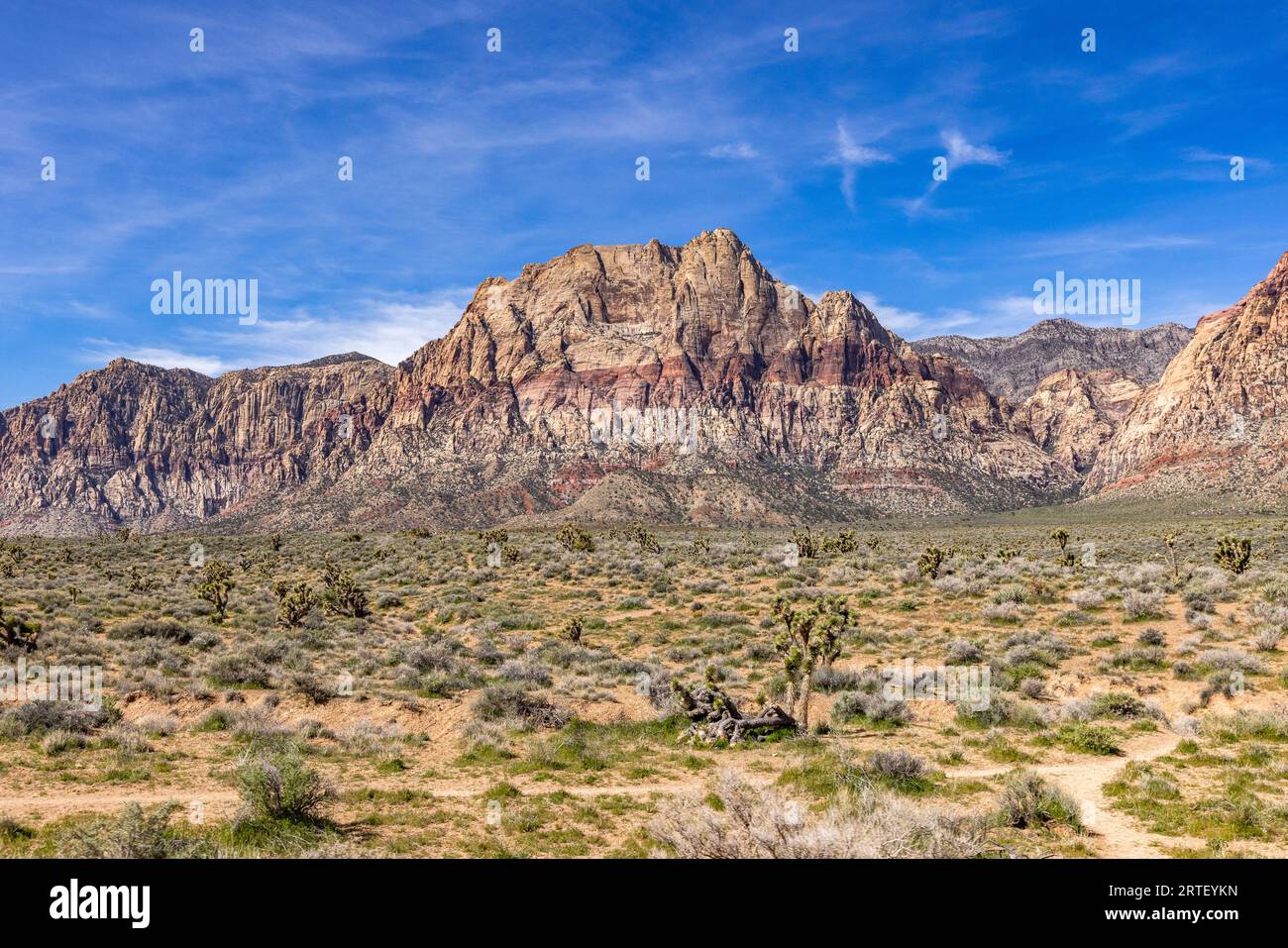 USA, Nevada, Las Vegas, Mountains at Red Rock Canyon National ...