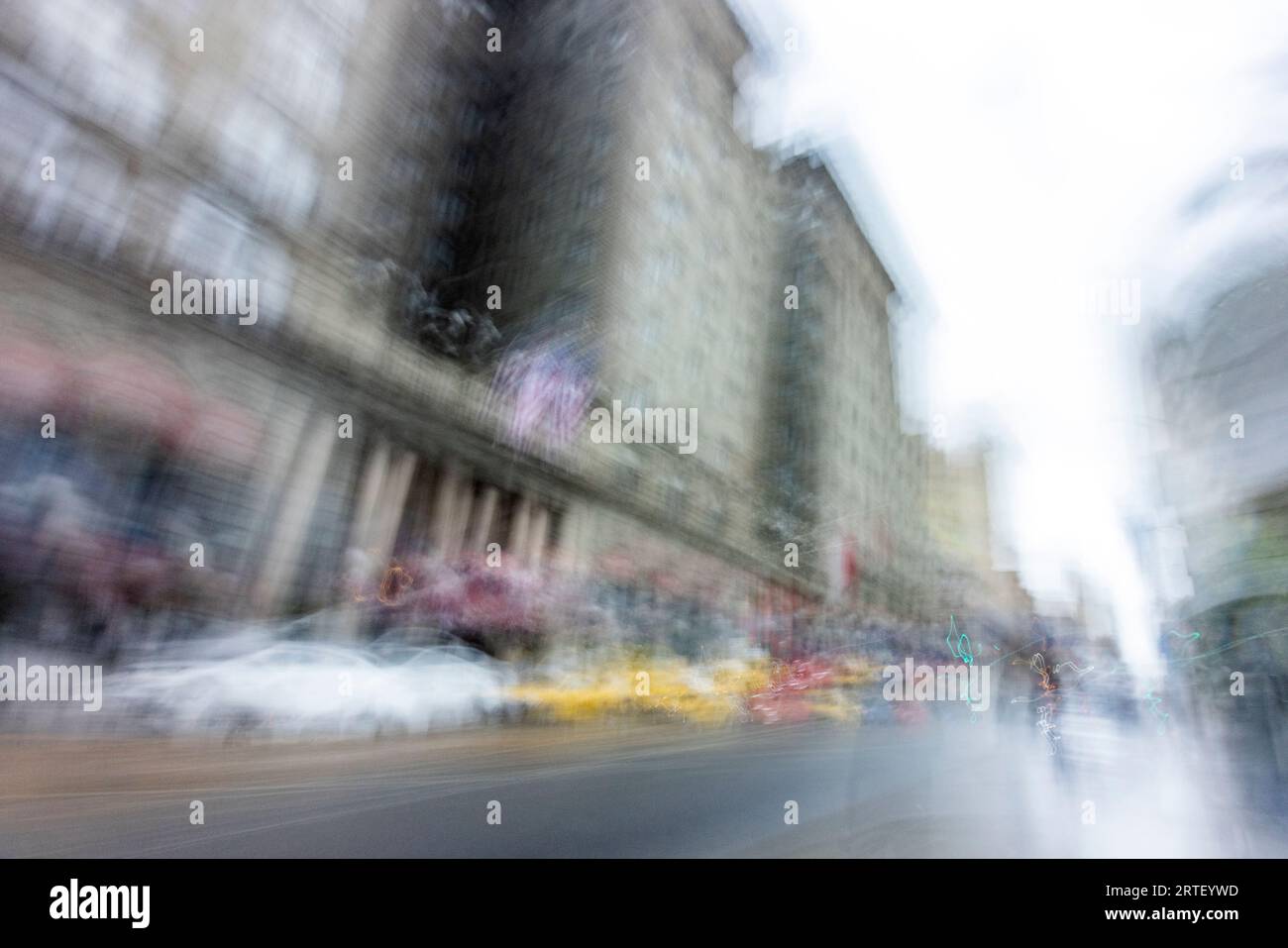 Blurred image city street hi-res stock photography and images - Alamy