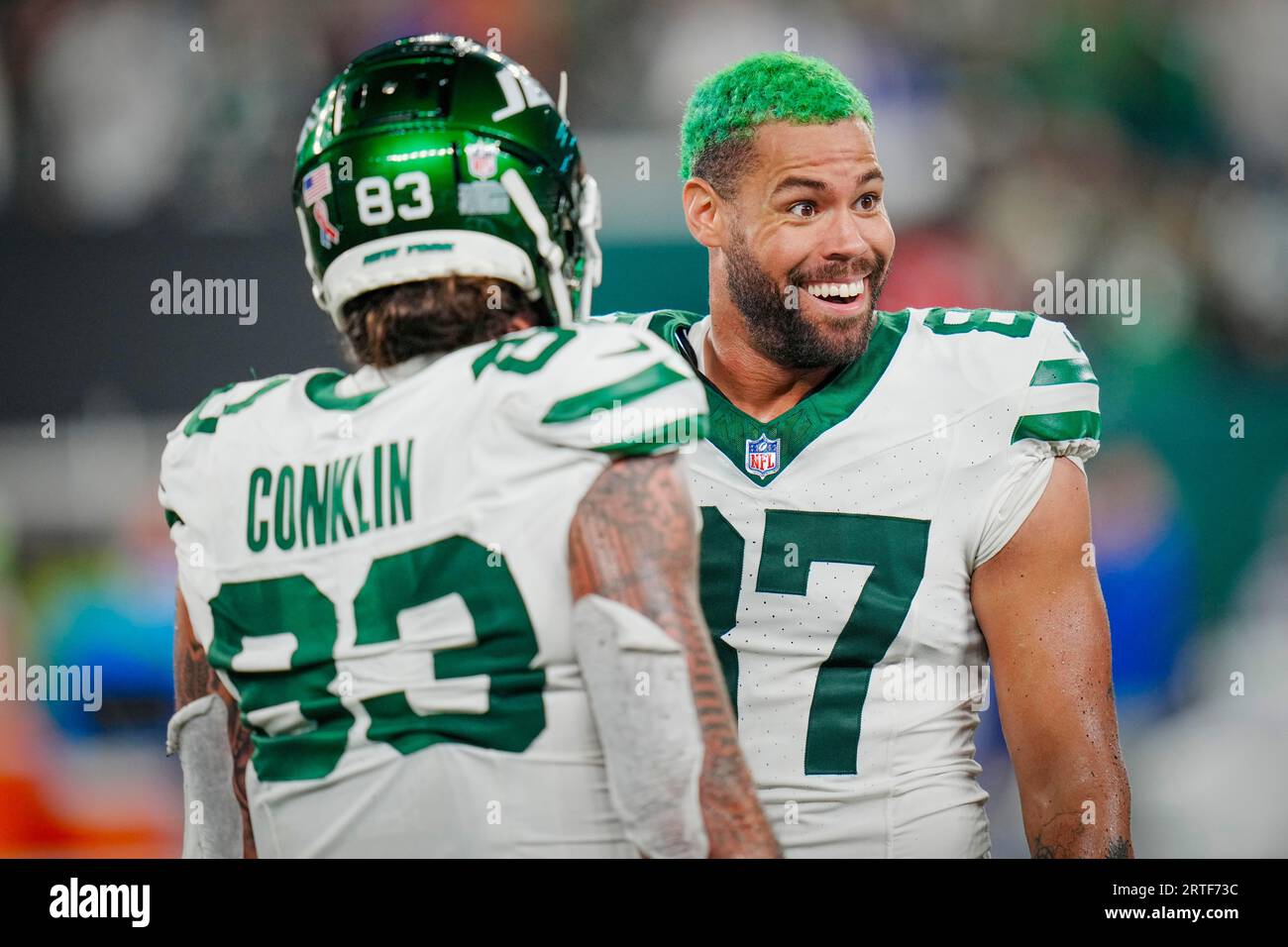 New York Jets tight end C.J. Uzomah (87) in action against the Cincinnati  Bengals during an