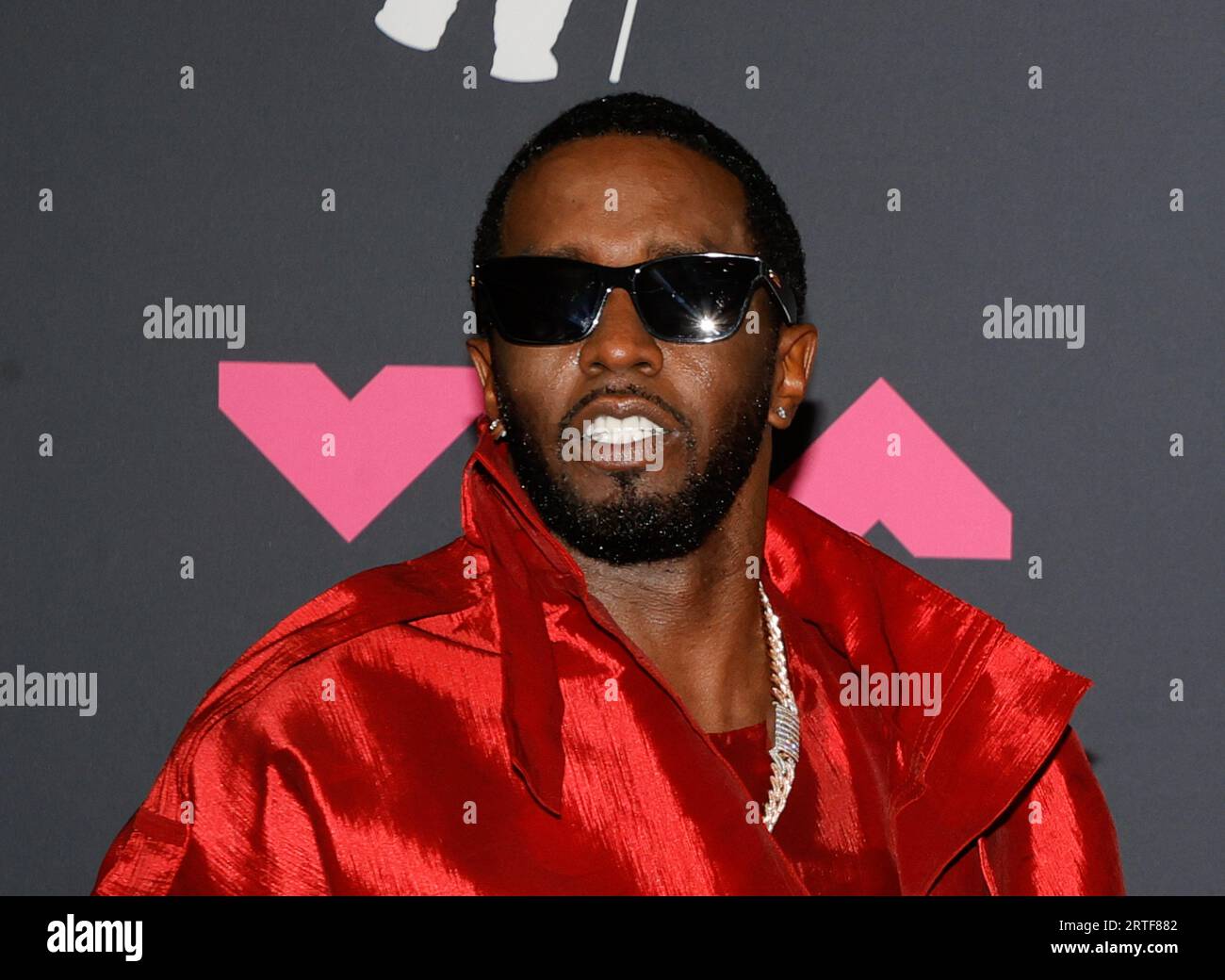 P diddy hi-res stock photography and images - Alamy