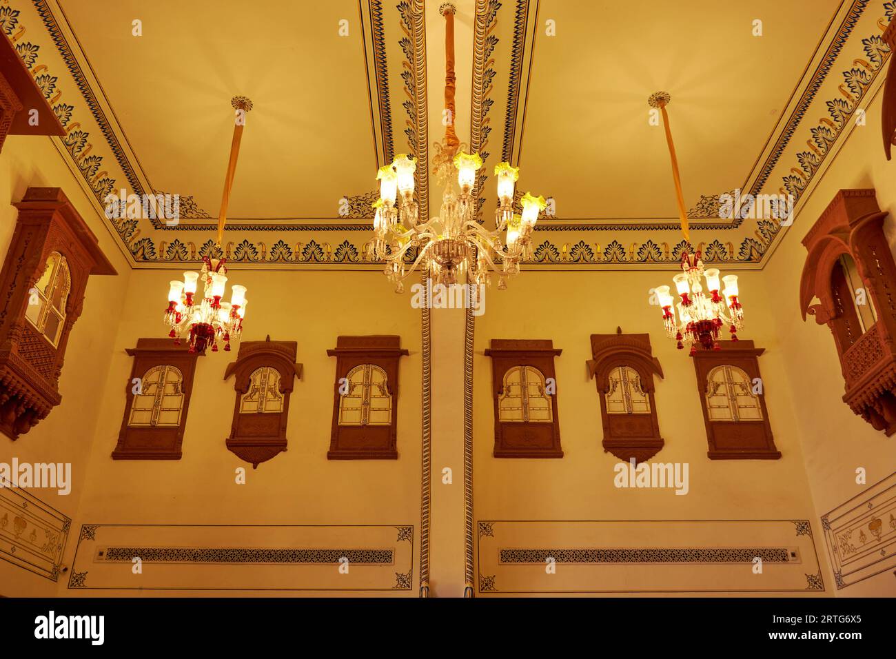 Rajasthani interior design Stock Photo - Alamy