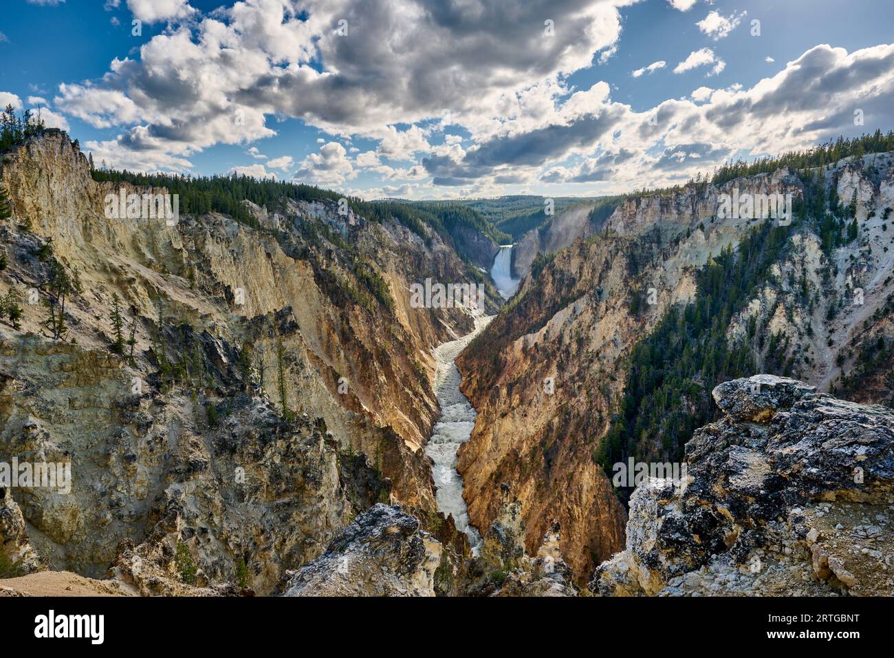 Lower Falls of the Yellowstone River from Artist Point, Yellowstone ...