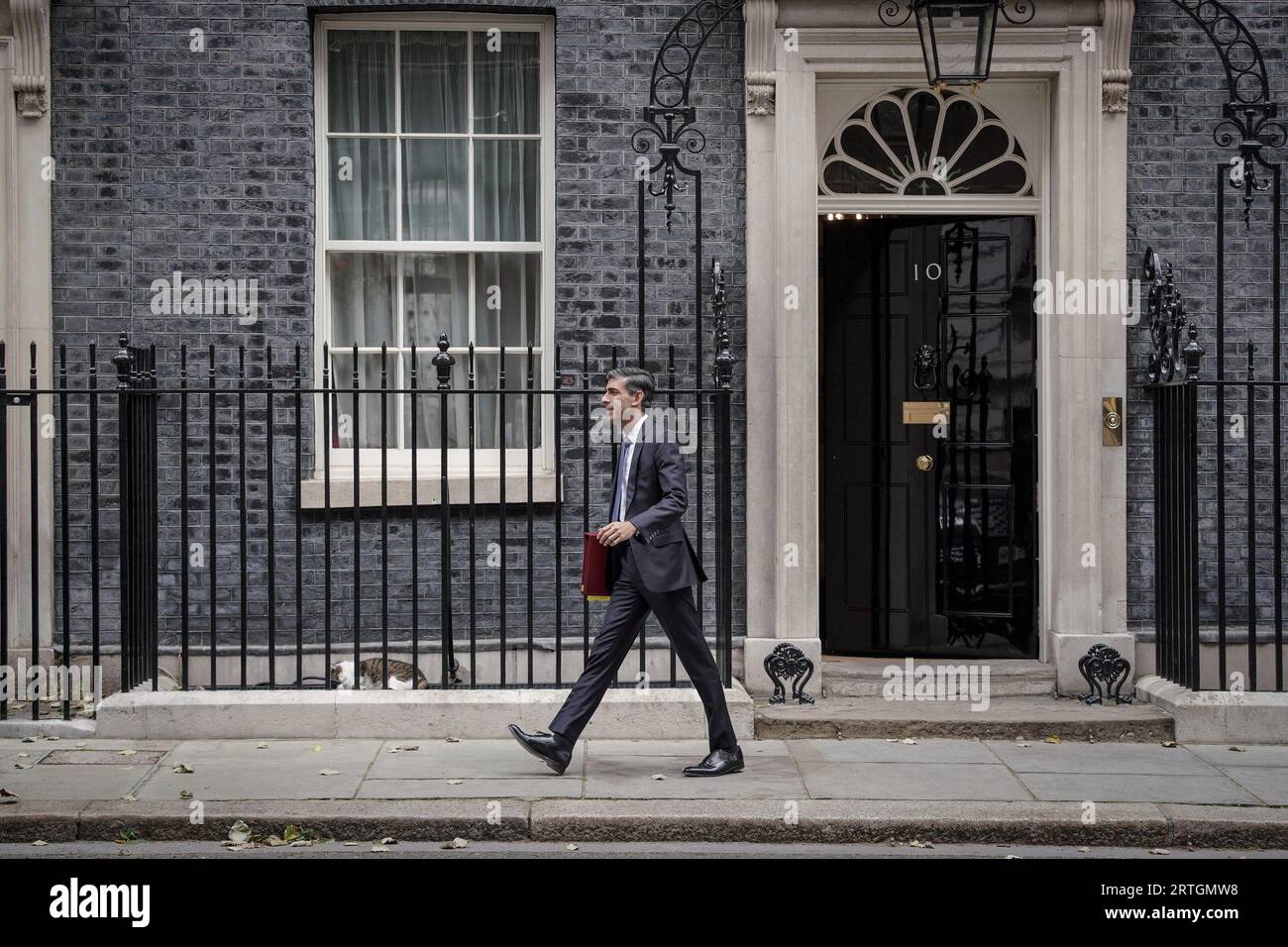 London, UK. 13th September 2023. Prime Minister Rishi Sunak leaves No.10 Downing Street for weekly questions in Parliament to include raising a motion to include the Russian paramilitary group Wagner on the UK’s list of terrorist organizations. Credit: Guy Corbishley/Alamy Live News Stock Photo