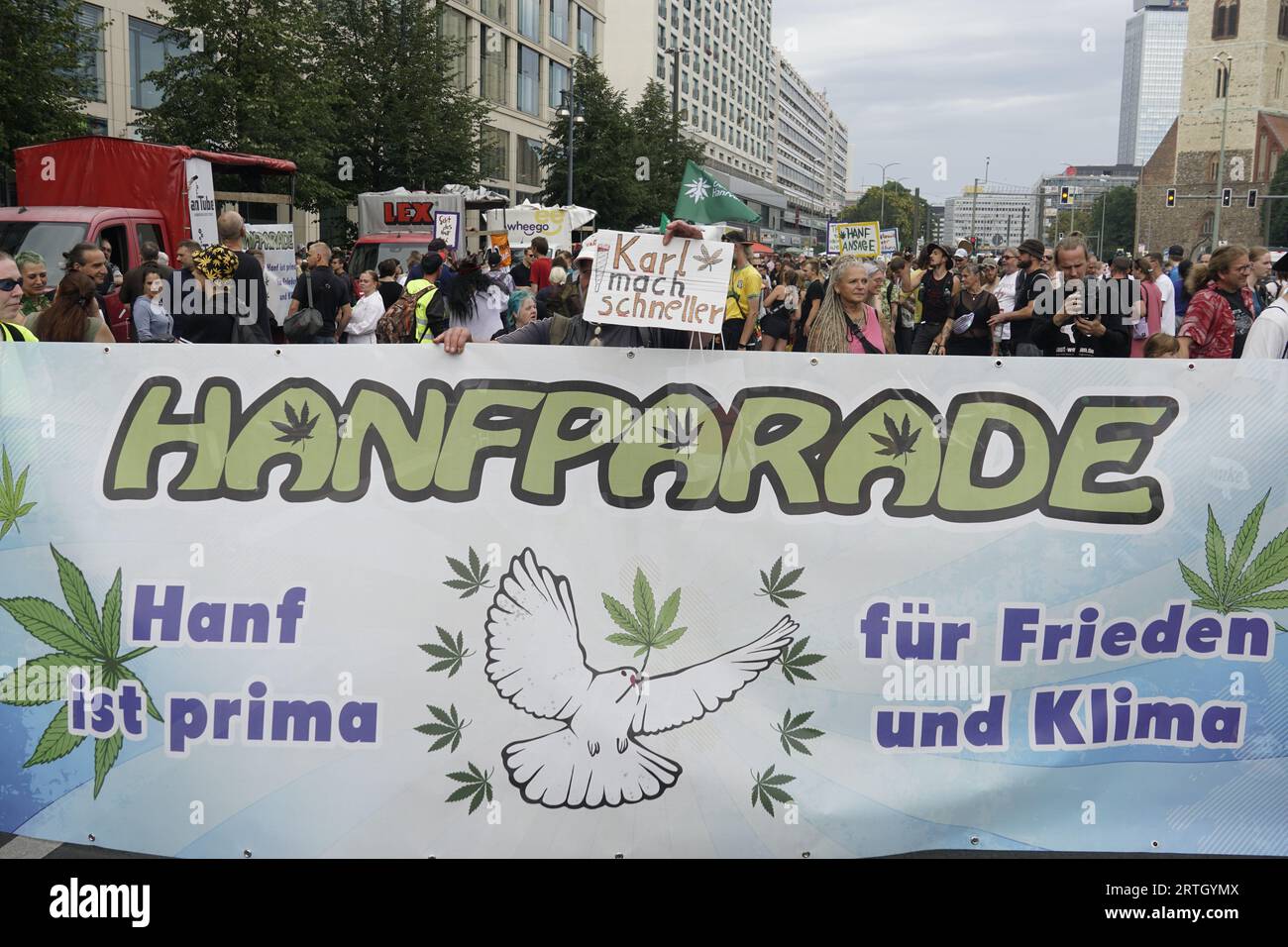 Hanfparade 2023, Alexanderplatz, Demo zu Legaliserung von Cannabis, Berlin Stock Photo