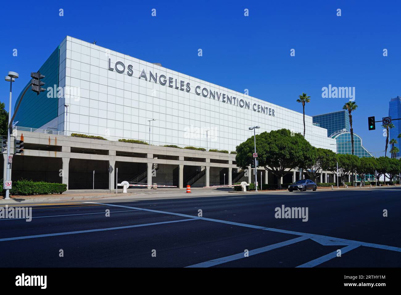 LOS ANGELES, CA -31 AUG 2023 – View of the Los Angeles Convention Center, a large conference venue located in downtown Los Angeles (DTLA) on S. Figuer Stock Photo